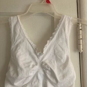 White Lace V-Neck Bras Intimates Collection Size M 36-38